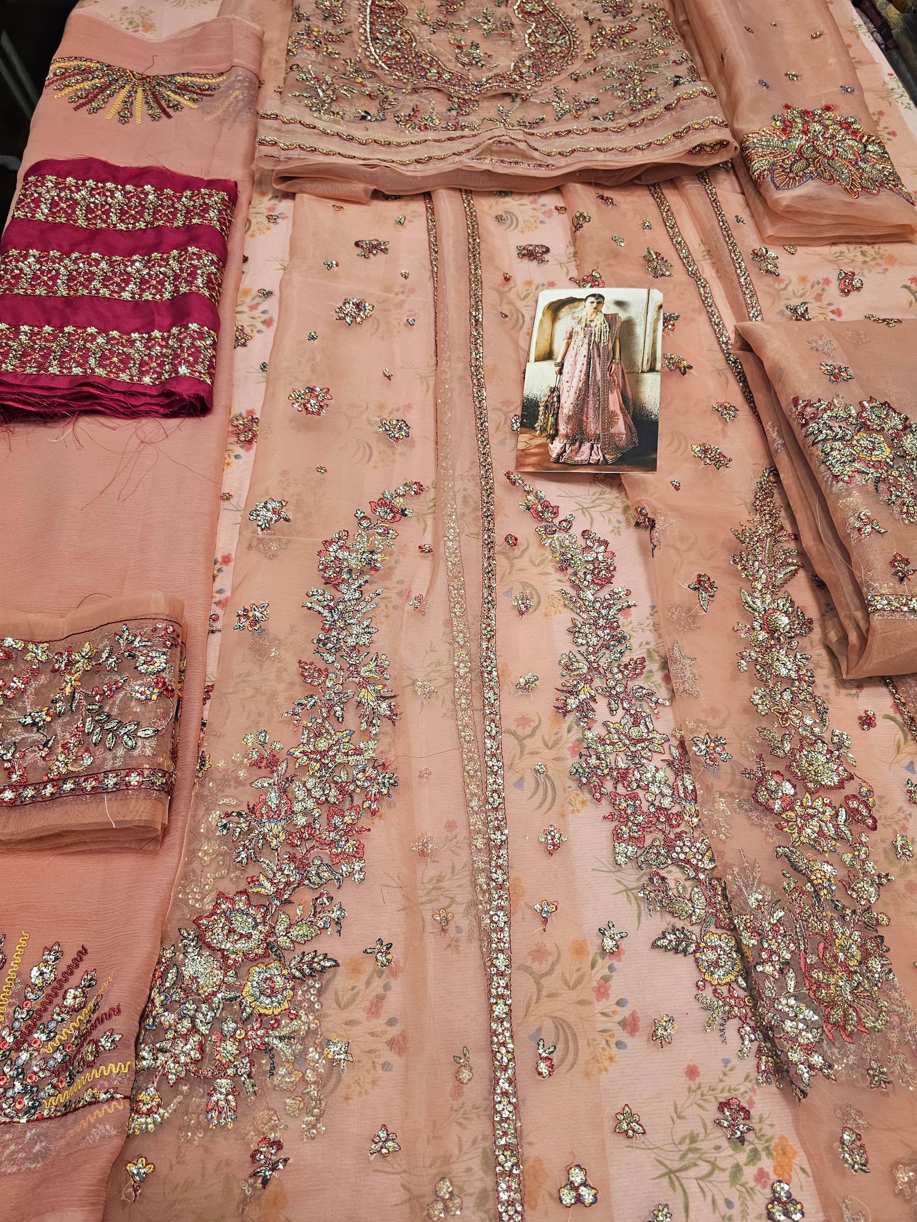 Hussain Rehar Luxury Wedding 2025 Hit Code Roshanara