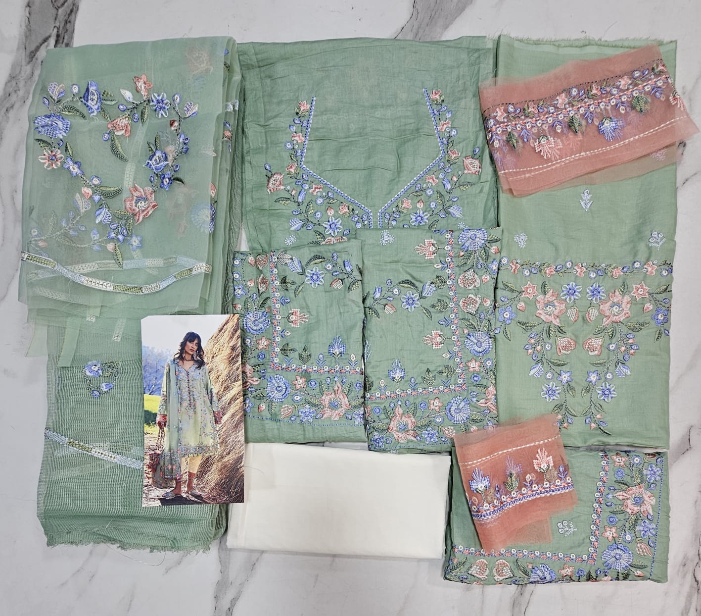 Zaha Luxury Lawn 2026 Hit Code