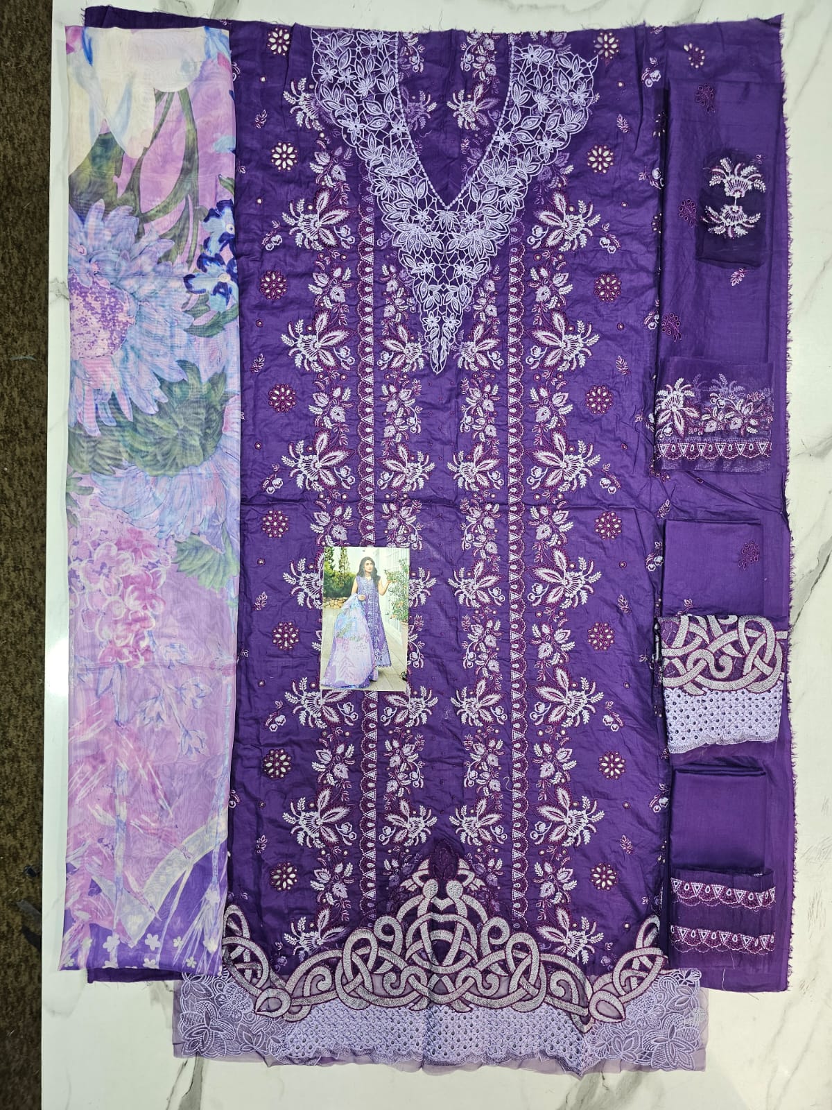 Mushq Luxury Lawn 2026 hit code