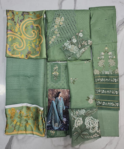 Crimson Luxury Lawn Hit Code
