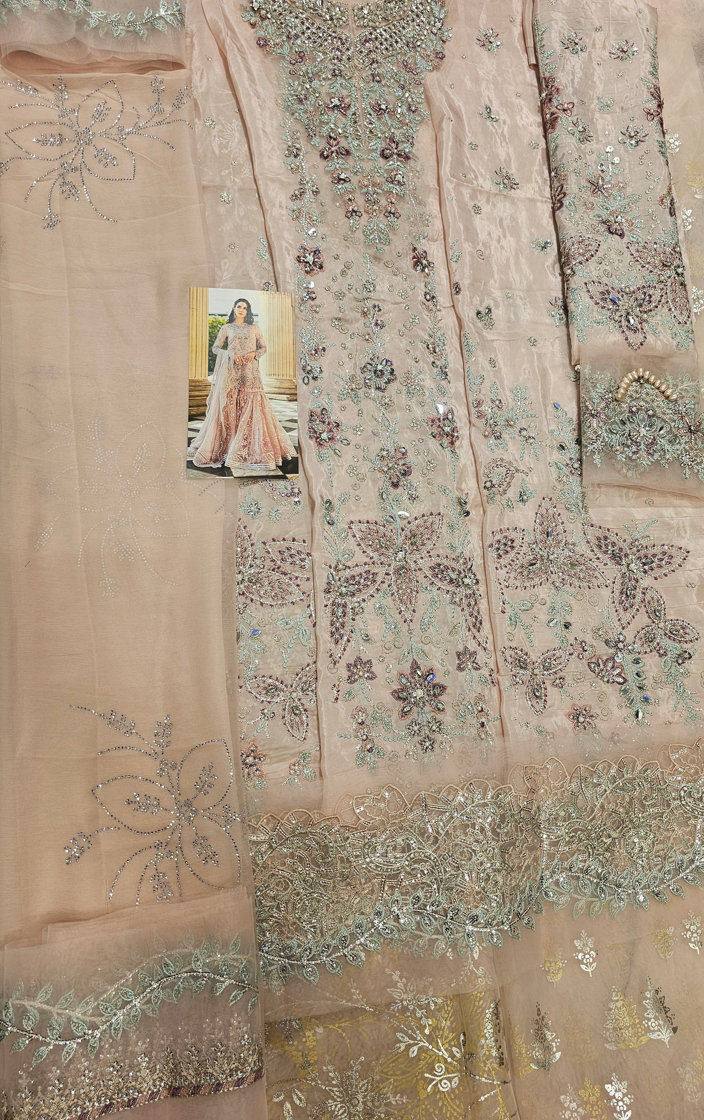Mariab Soiree Collection Latest Hit Code D8