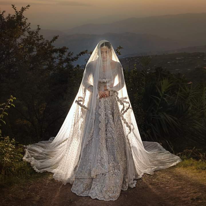 Faraz Manan Bridal Couture Beautiful 😍 Brides Maxi