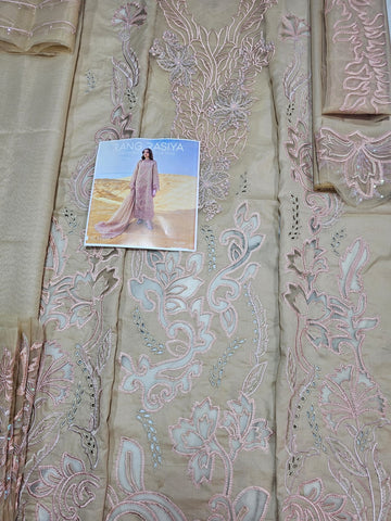 Rungrasia Luxury Lawn 2026 hit Code