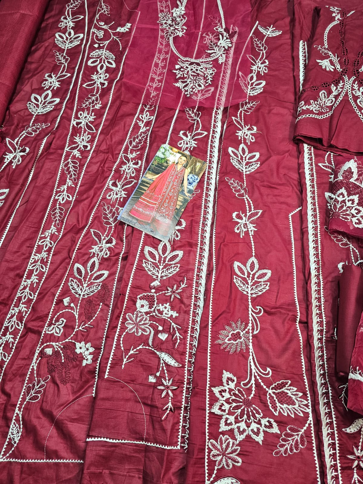 Crimson Luxury Lawn 2026 hit Code 5A Maroon red