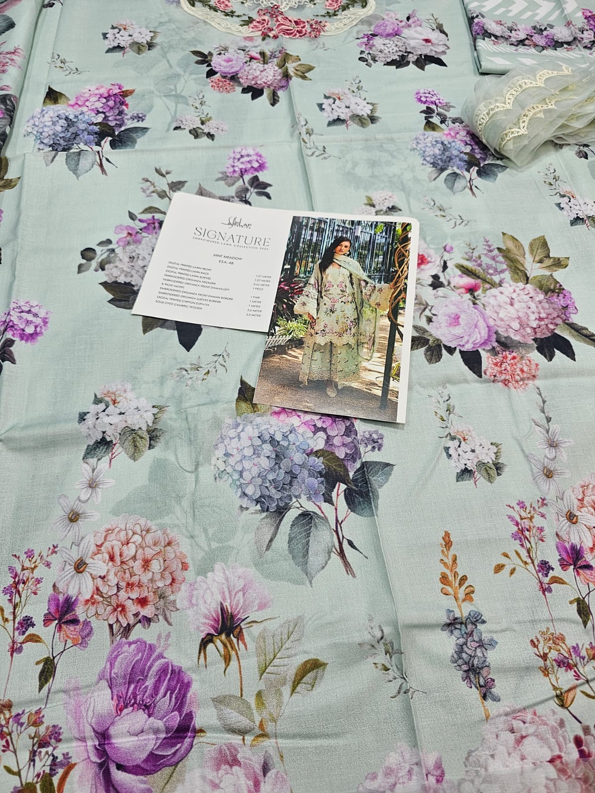 Elaf Signature Premium Embroidered Lawn 2026 mint